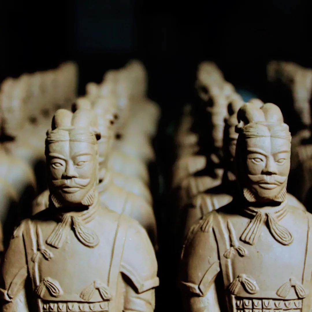 Ejército de Guerreros de Terracota en Xi'an, China, extraordinario conjunto de figuras históricas de la época imperial.